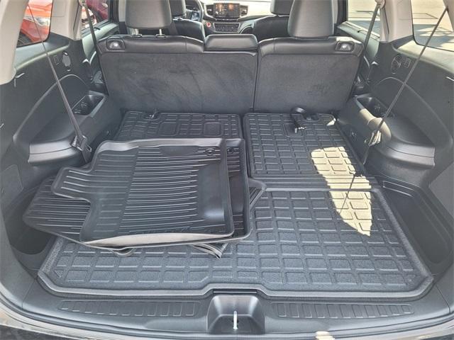 used 2022 Honda Pilot car, priced at $31,853