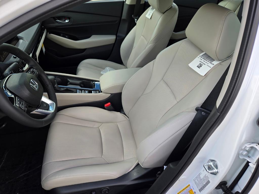 new 2025 Honda Accord Hybrid car, priced at $43,840
