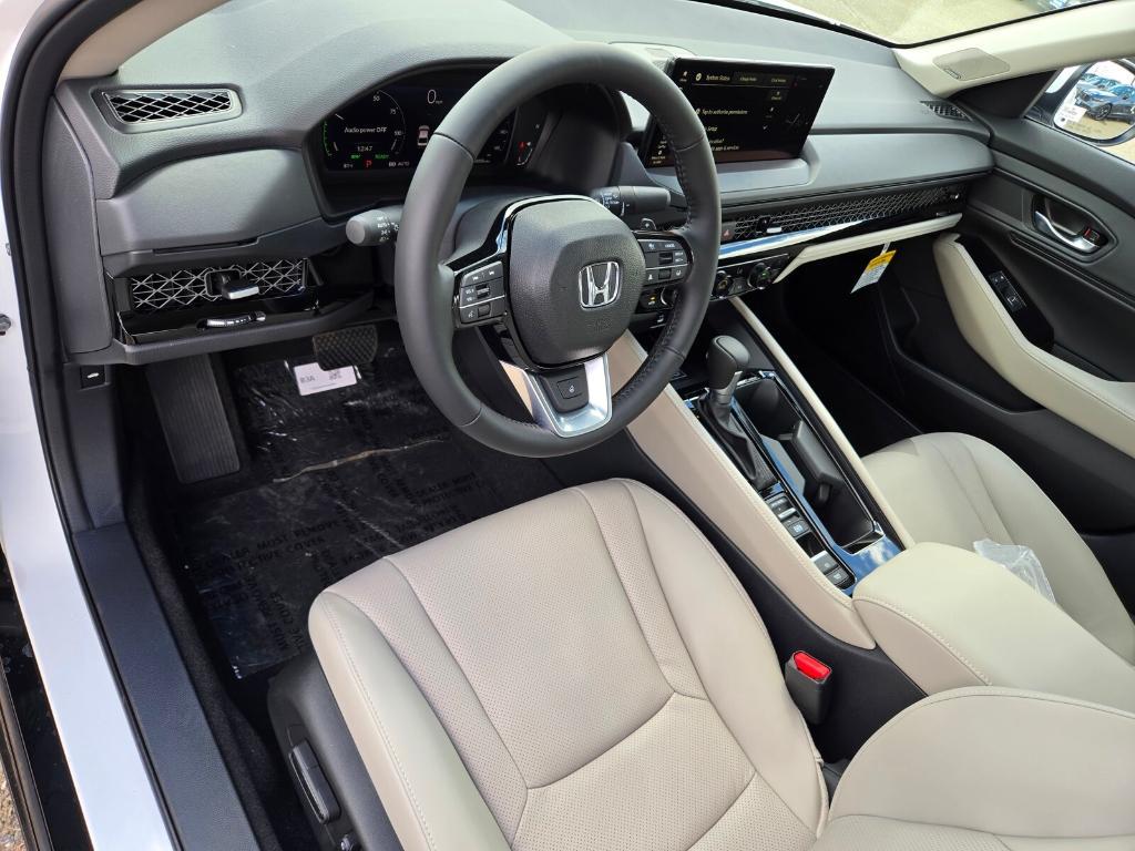 new 2025 Honda Accord Hybrid car, priced at $43,840