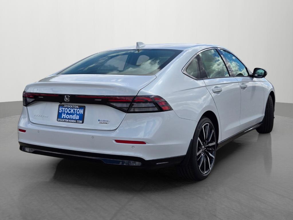 new 2025 Honda Accord Hybrid car, priced at $43,840
