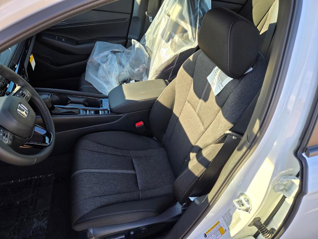 new 2025 Honda Accord Hybrid car, priced at $38,150