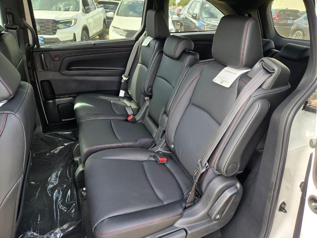 new 2026 Honda Odyssey car, priced at $48,735