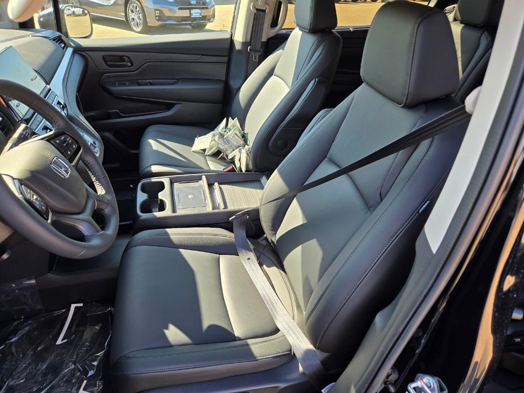 new 2025 Honda Odyssey car, priced at $46,560