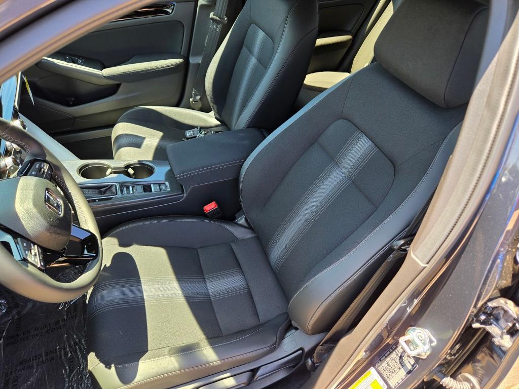 new 2025 Honda Civic Hybrid car, priced at $34,190