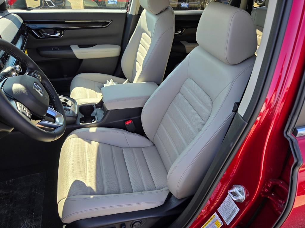 new 2025 Honda CR-V car, priced at $39,740