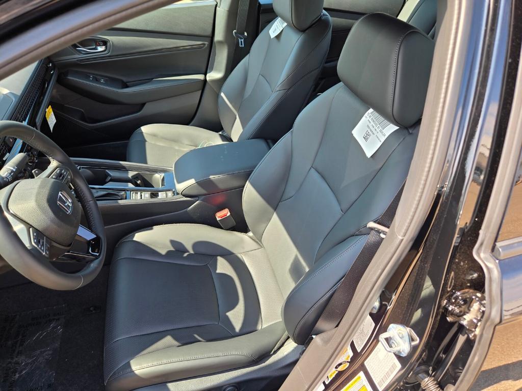 new 2025 Honda Accord Hybrid car, priced at $39,415