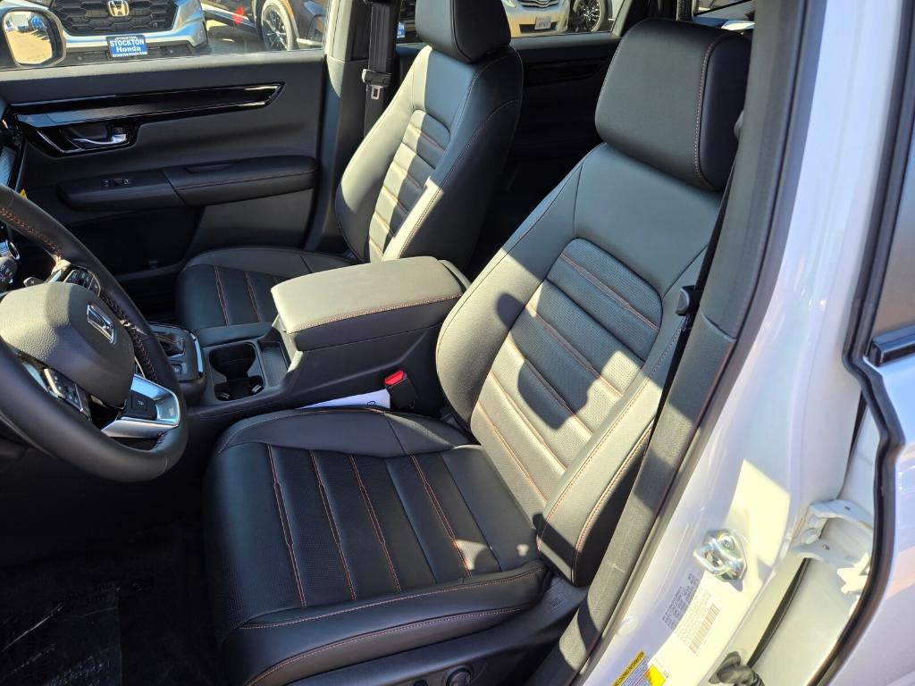 new 2026 Honda CR-V Hybrid car, priced at $47,045