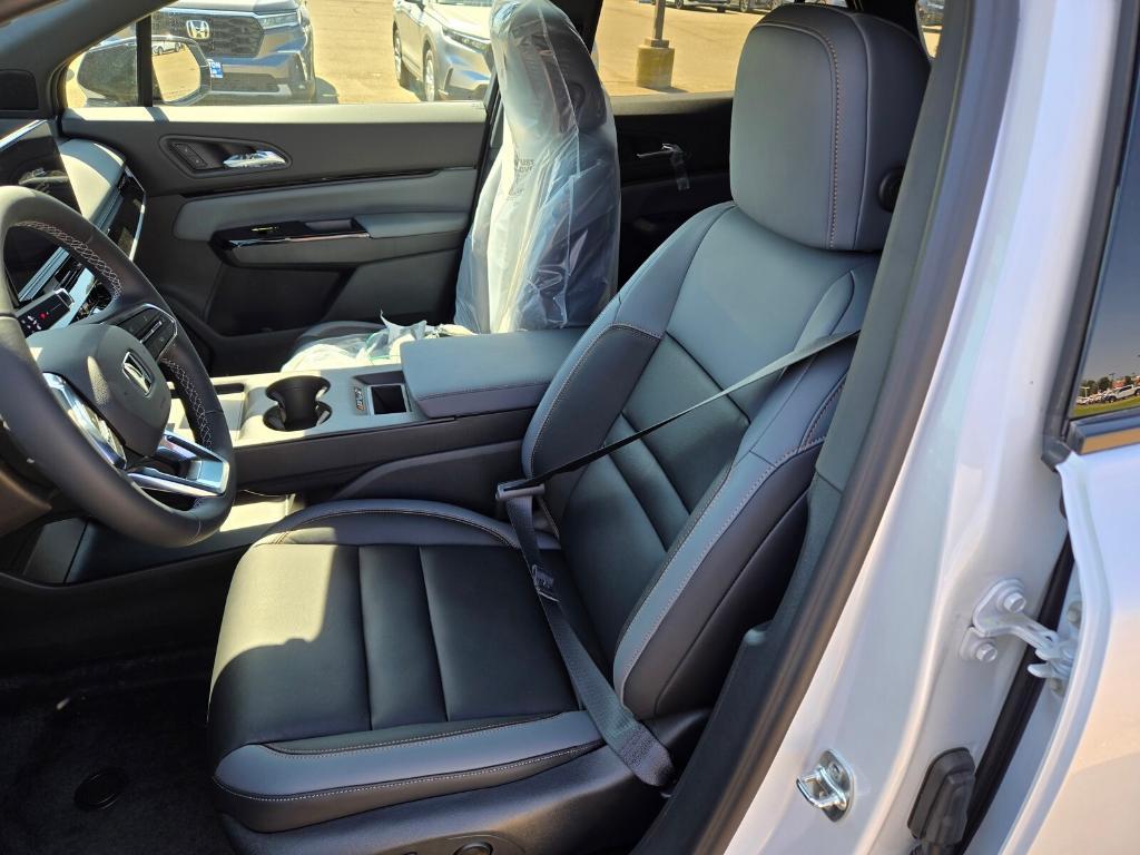 new 2025 Honda Prologue car, priced at $59,495