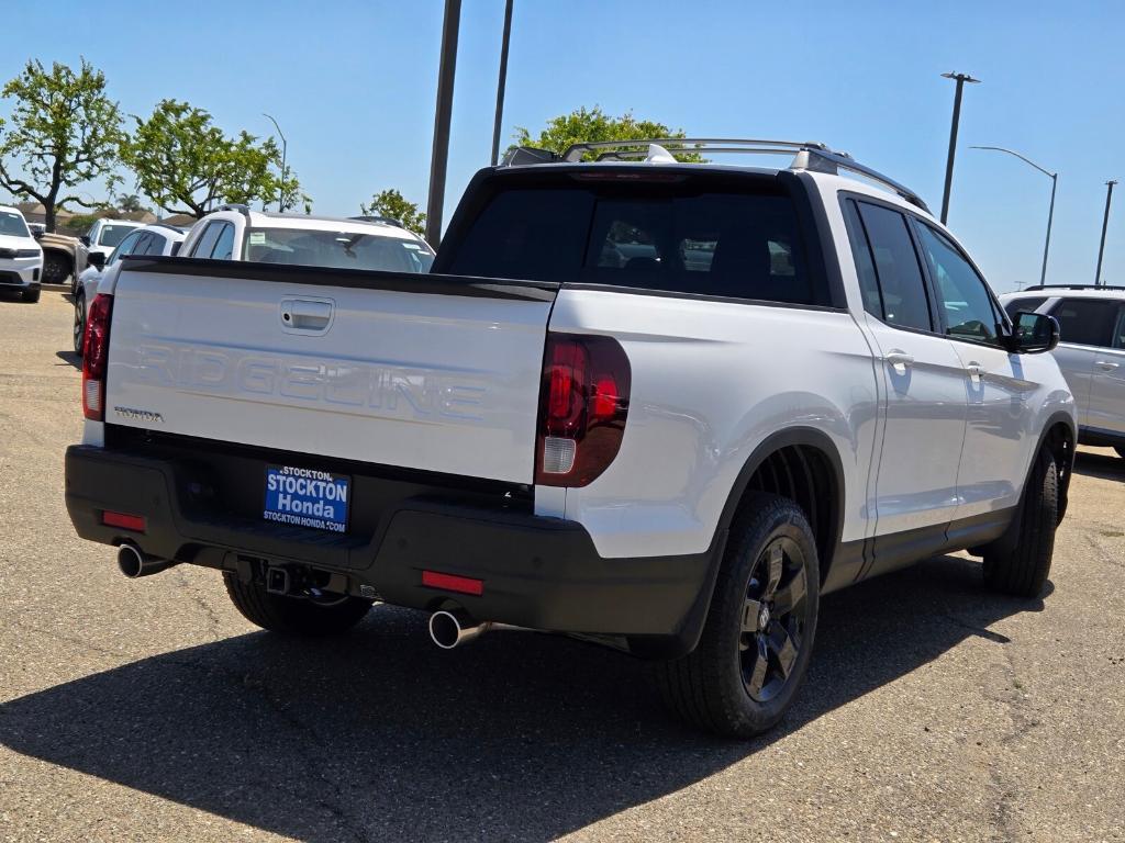 new 2025 Honda Ridgeline car, priced at $52,345