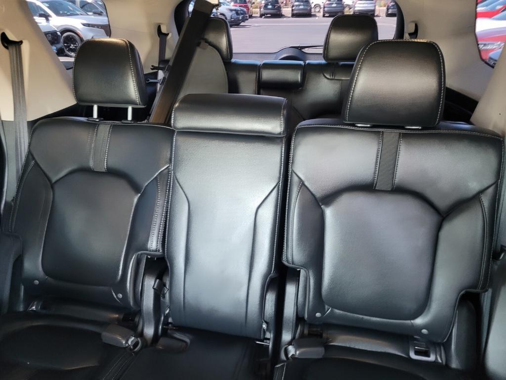 used 2025 Honda Pilot car, priced at $40,928