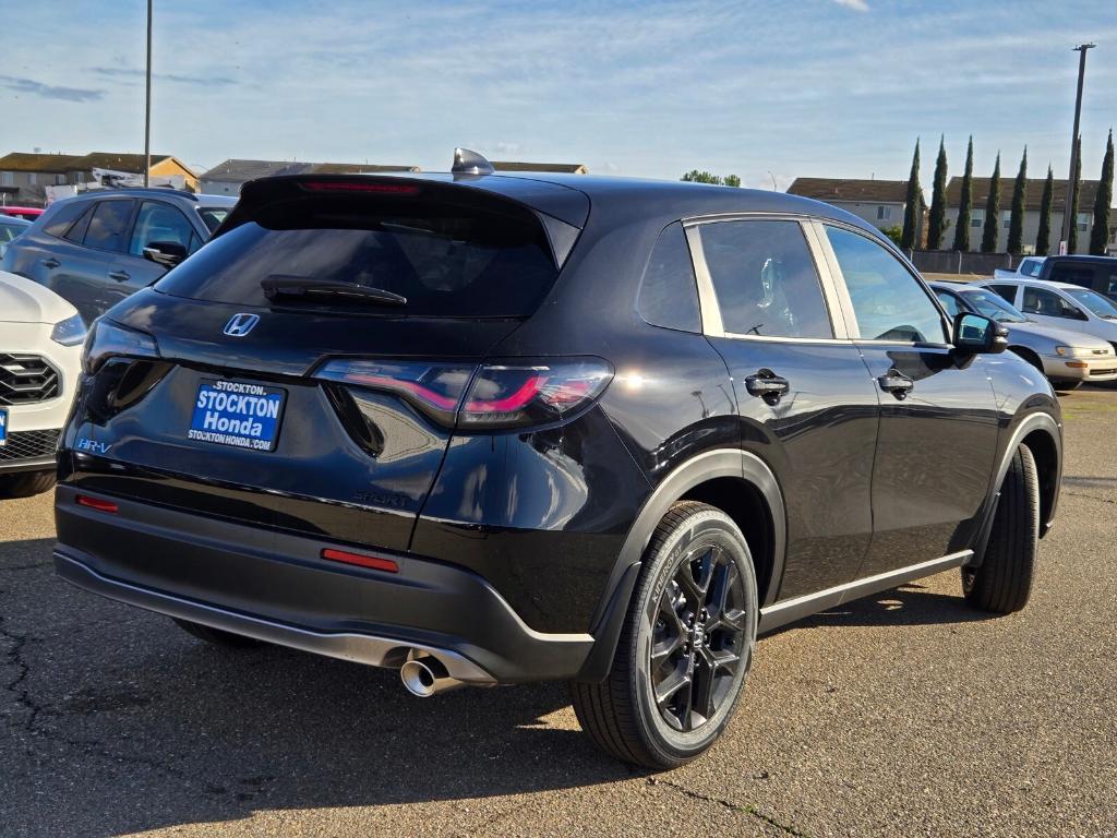 new 2025 Honda HR-V car, priced at $31,640