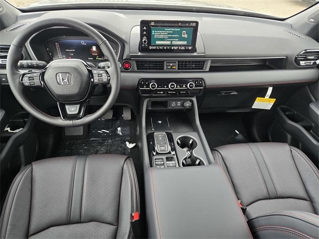 new 2025 Honda Pilot car, priced at $59,955