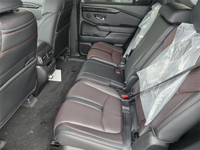 new 2025 Honda Pilot car, priced at $59,955