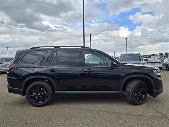 new 2025 Honda Pilot car, priced at $59,955
