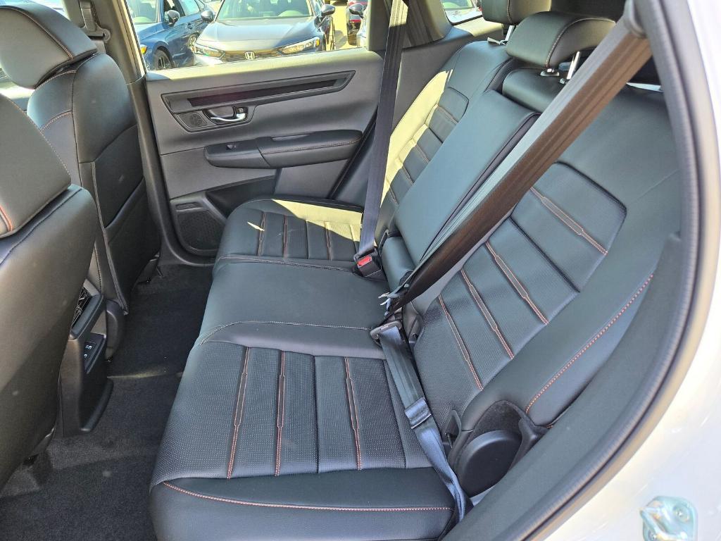 new 2026 Honda CR-V Hybrid car, priced at $43,520