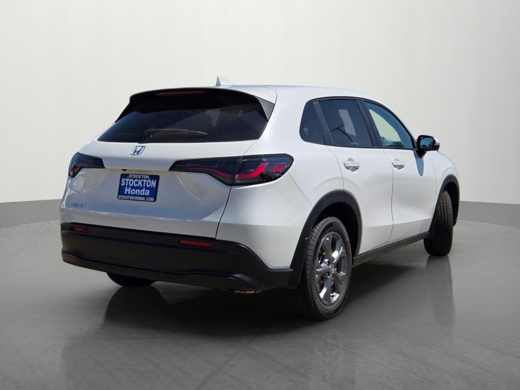 new 2026 Honda HR-V car, priced at $28,631