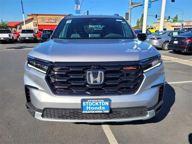 new 2025 Honda Pilot car, priced at $53,785