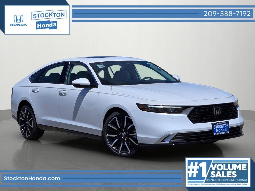 new 2025 Honda Accord Hybrid car, priced at $40,405