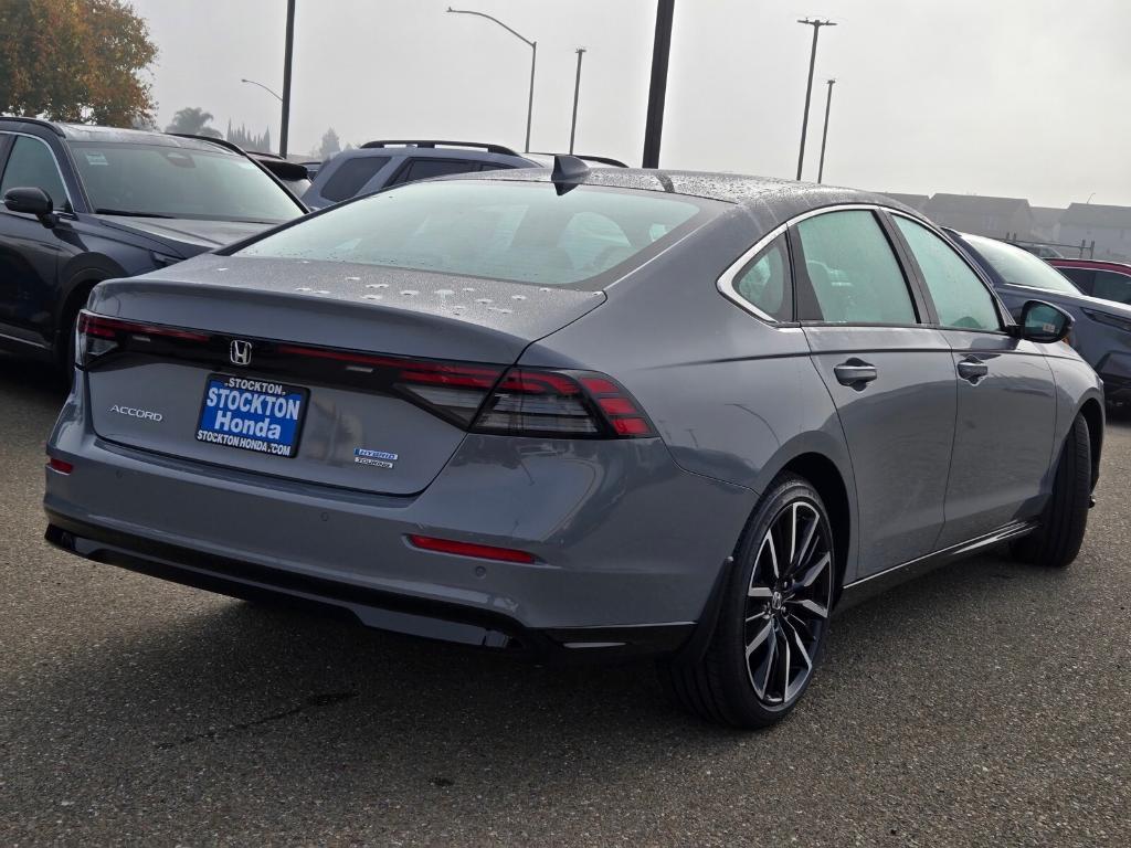 new 2025 Honda Accord Hybrid car, priced at $43,640