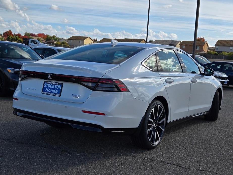 new 2025 Honda Accord Hybrid car, priced at $43,640