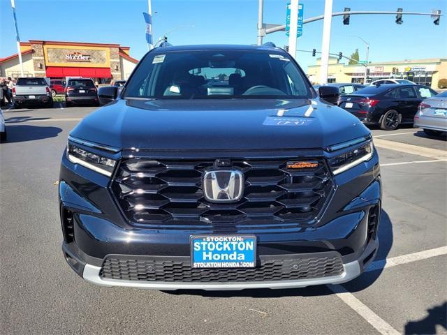 new 2025 Honda Pilot car, priced at $53,785