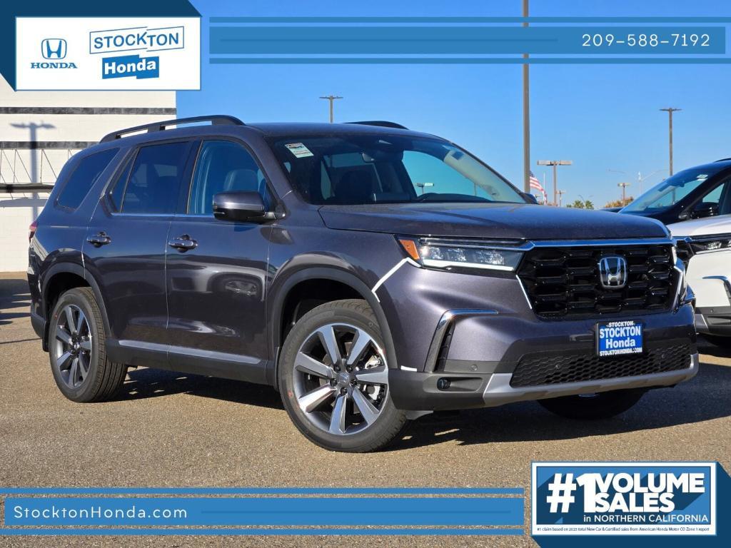 new 2025 Honda Pilot car, priced at $51,685