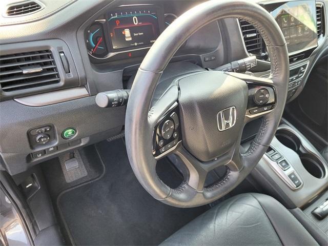 used 2022 Honda Pilot car, priced at $35,679