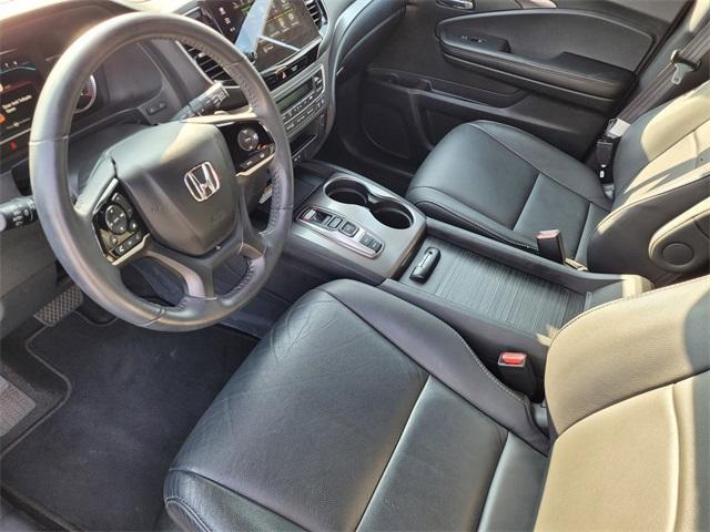 used 2022 Honda Pilot car, priced at $35,679