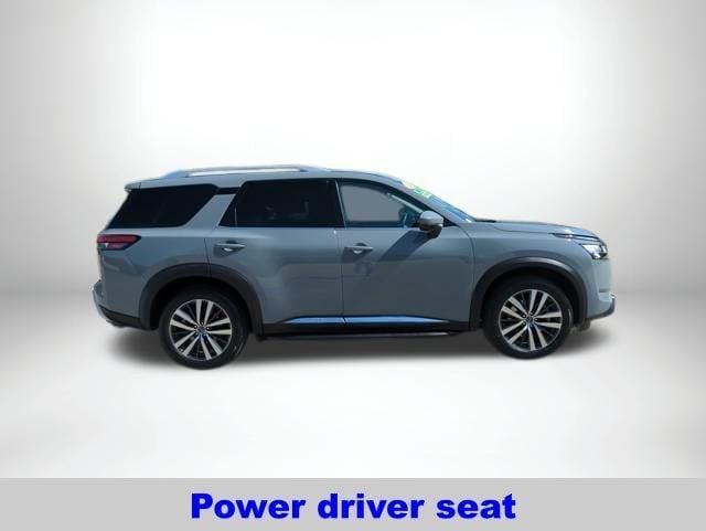 used 2022 Nissan Pathfinder car, priced at $39,300