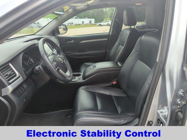 used 2016 Toyota Highlander car, priced at $19,000