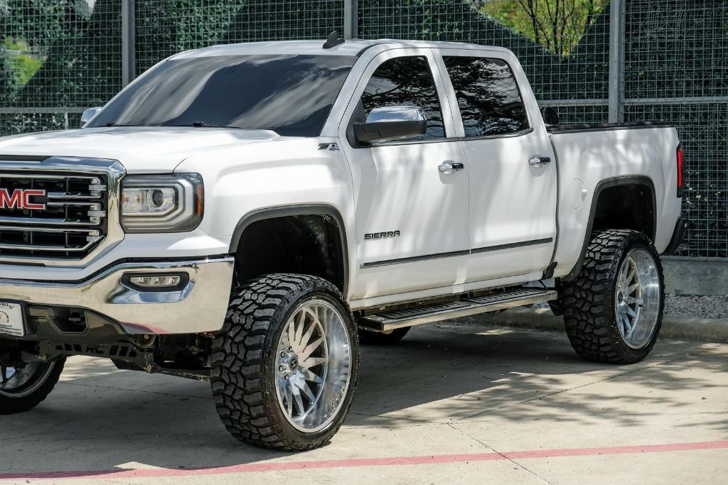 used 2018 GMC Sierra 1500 car, priced at $29,999