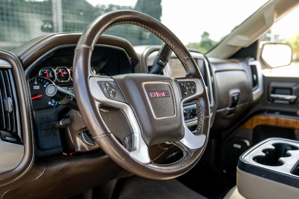 used 2018 GMC Sierra 1500 car, priced at $29,999