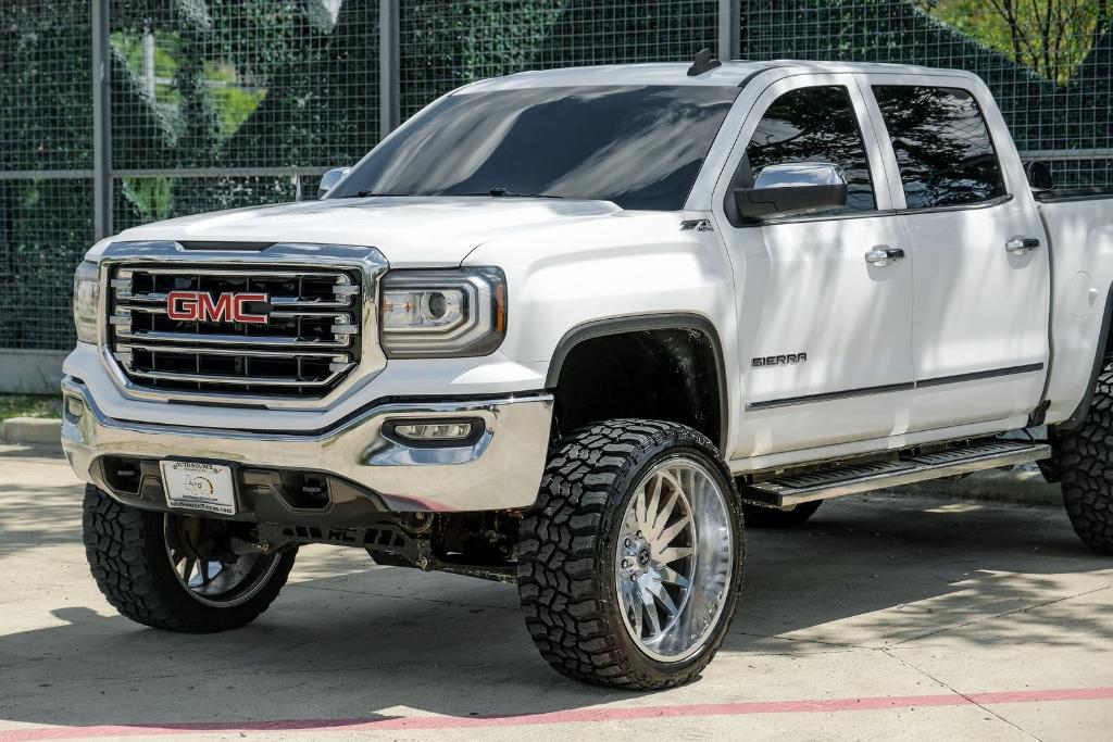 used 2018 GMC Sierra 1500 car, priced at $29,999