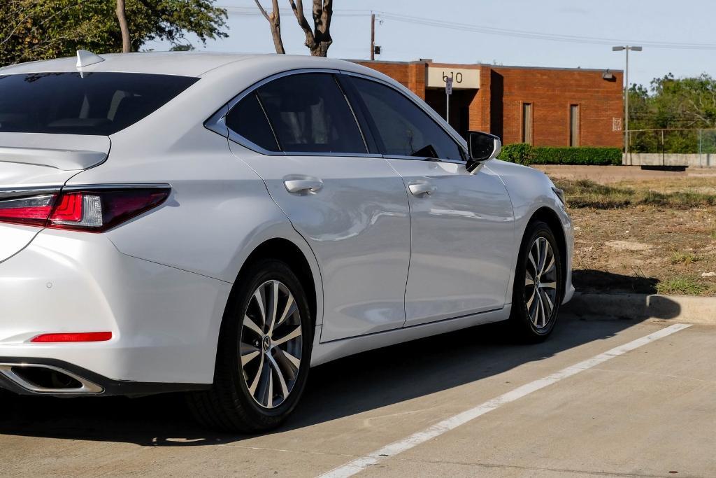 used 2019 Lexus ES 350 car, priced at $26,787