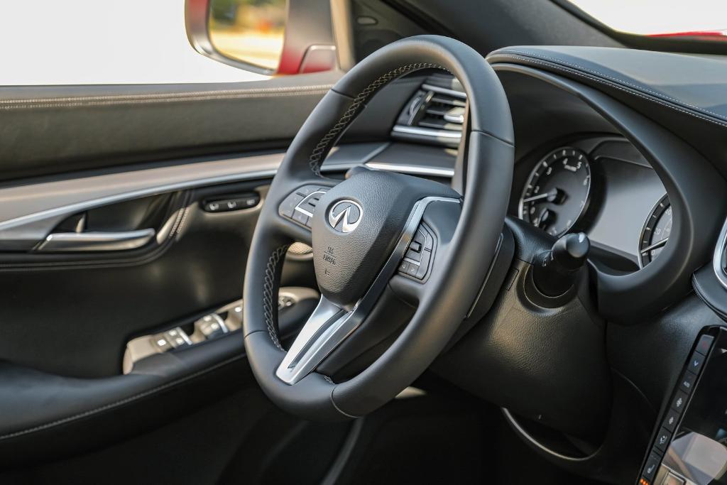 used 2025 INFINITI QX55 car, priced at $42,699