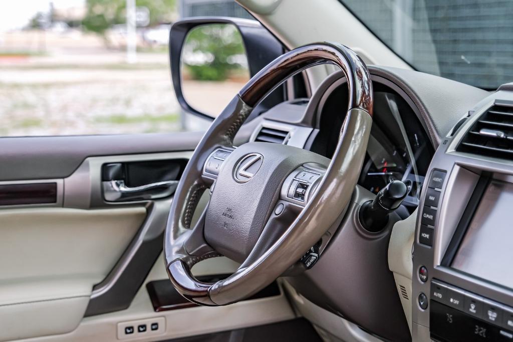 used 2017 Lexus GX 460 car, priced at $24,999