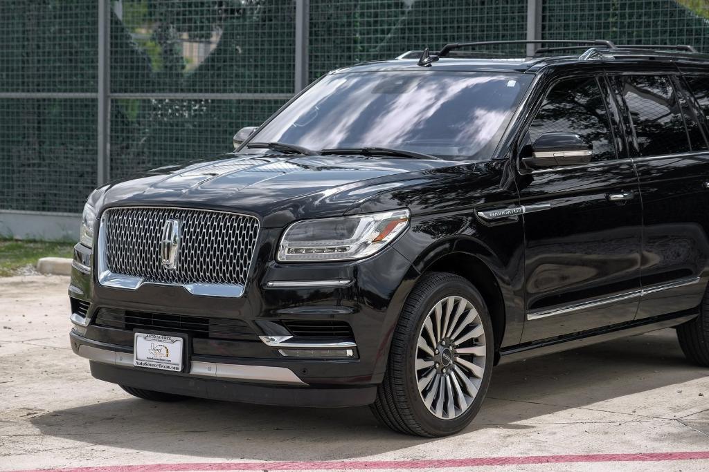used 2019 Lincoln Navigator car, priced at $36,299