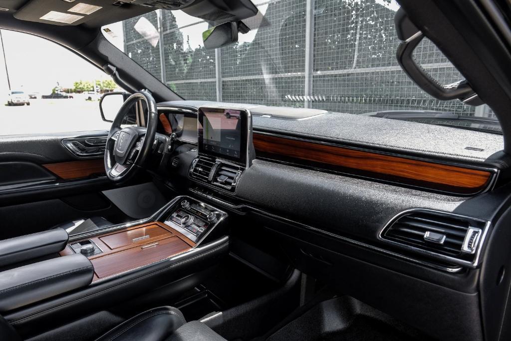 used 2019 Lincoln Navigator car, priced at $36,299
