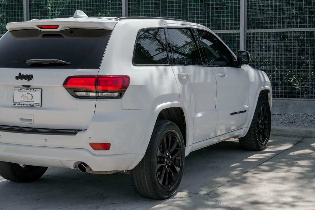 used 2019 Jeep Grand Cherokee car, priced at $16,999