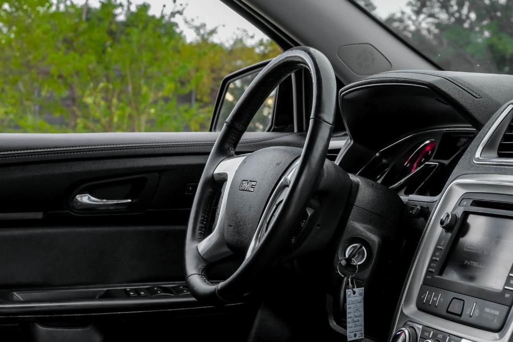 used 2017 GMC Acadia Limited car, priced at $11,999