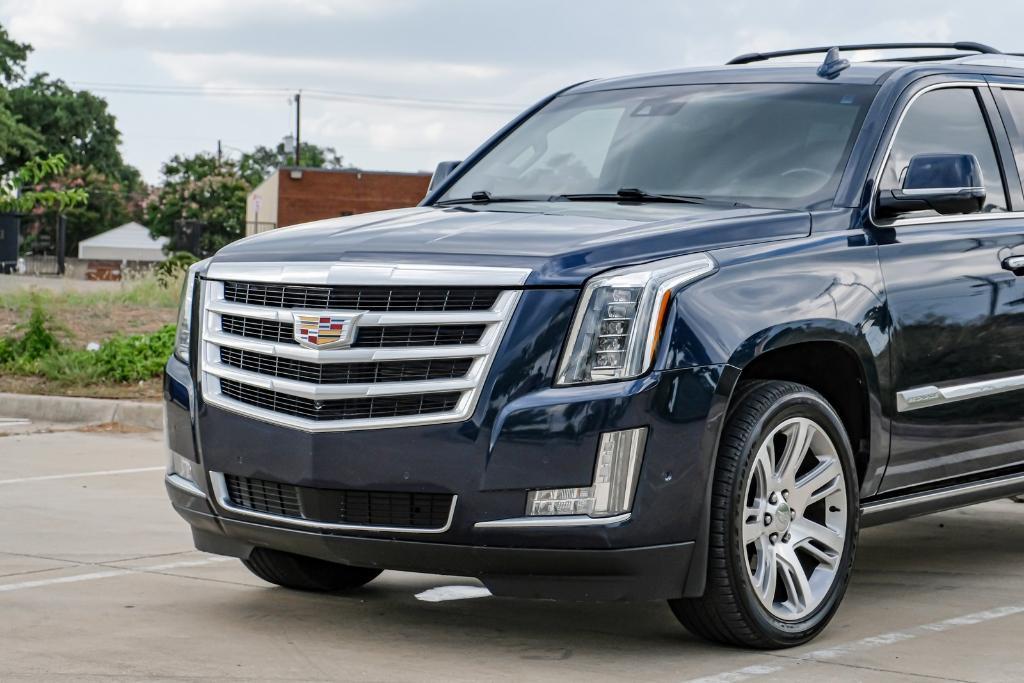 used 2017 Cadillac Escalade car, priced at $23,799
