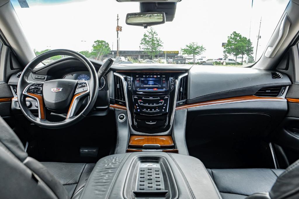 used 2017 Cadillac Escalade car, priced at $23,799