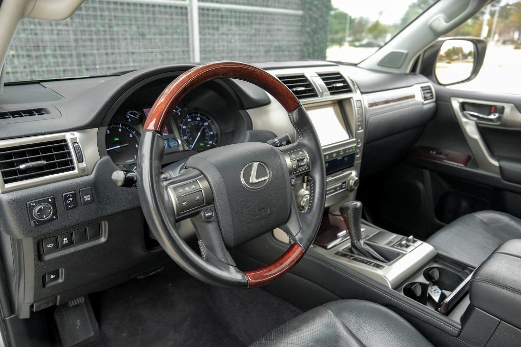 used 2015 Lexus GX 460 car, priced at $24,799