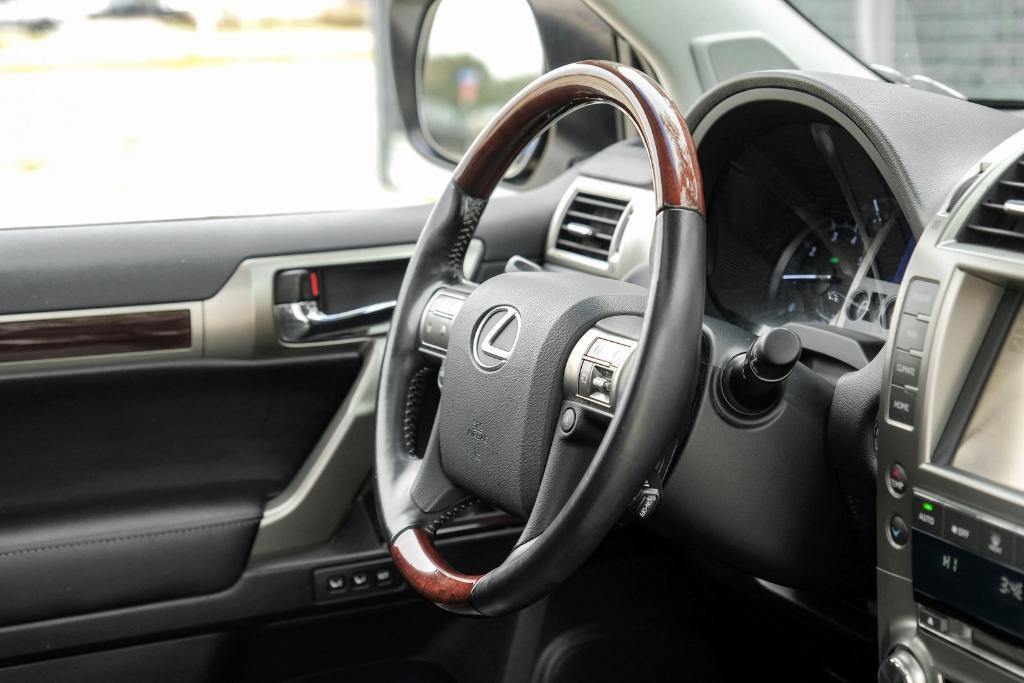 used 2015 Lexus GX 460 car, priced at $24,799