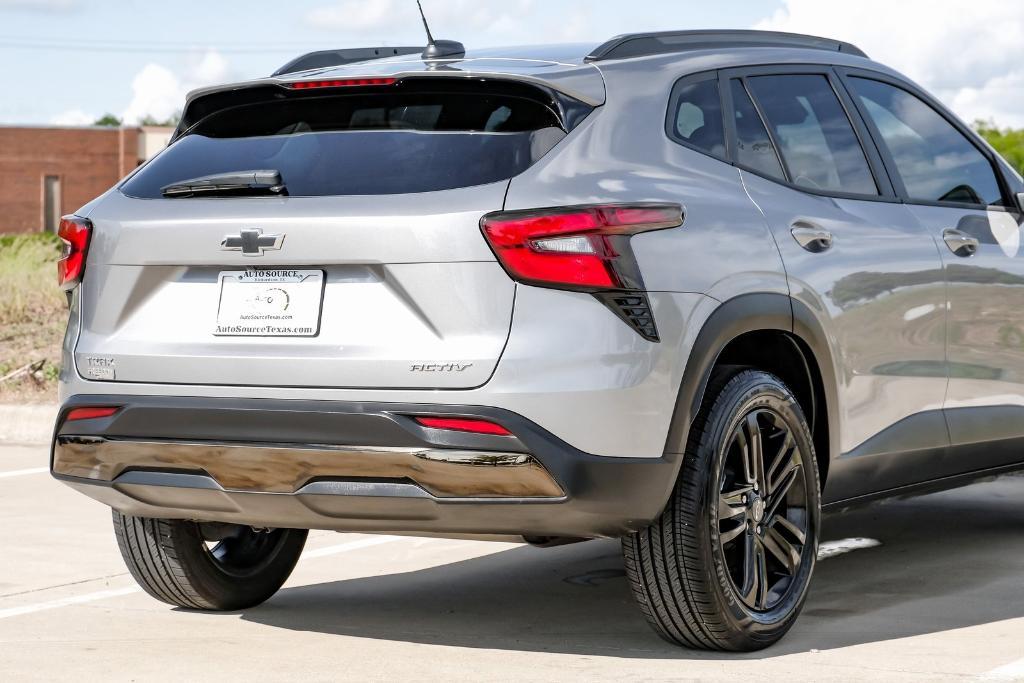 used 2024 Chevrolet Trax car, priced at $22,999