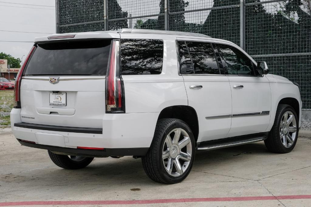 used 2017 Cadillac Escalade car, priced at $29,999