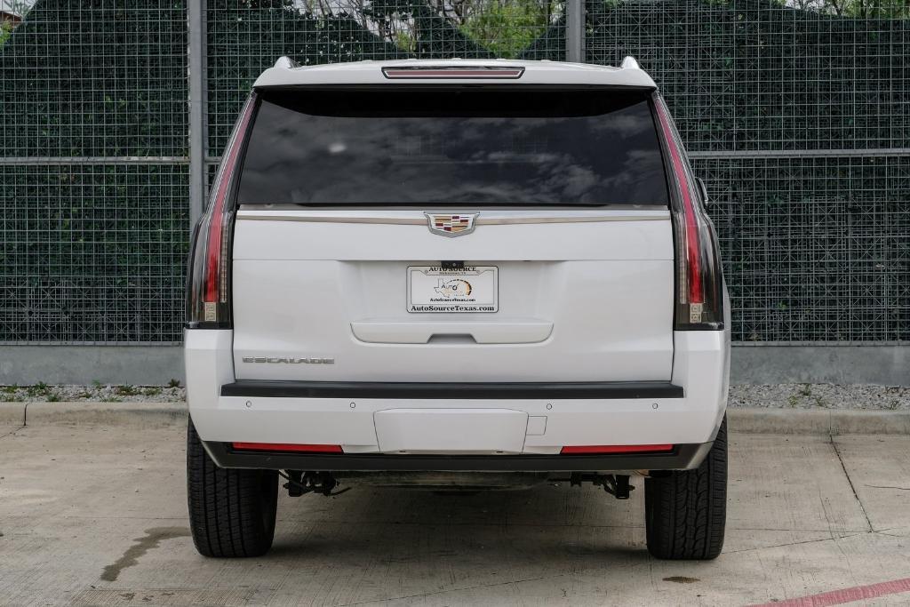 used 2017 Cadillac Escalade car, priced at $29,999