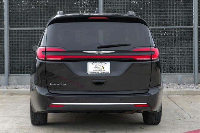 used 2022 Chrysler Pacifica car, priced at $21,299