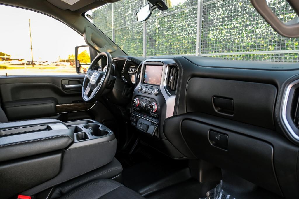 used 2022 GMC Sierra 2500 car, priced at $41,999
