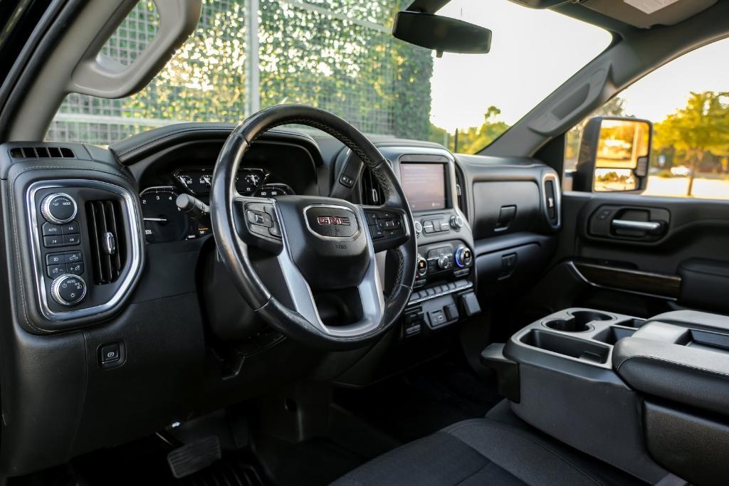 used 2022 GMC Sierra 2500 car, priced at $41,999
